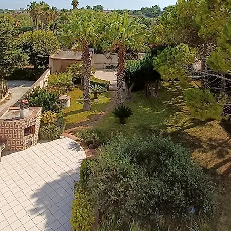 Aparthotel Versosud
